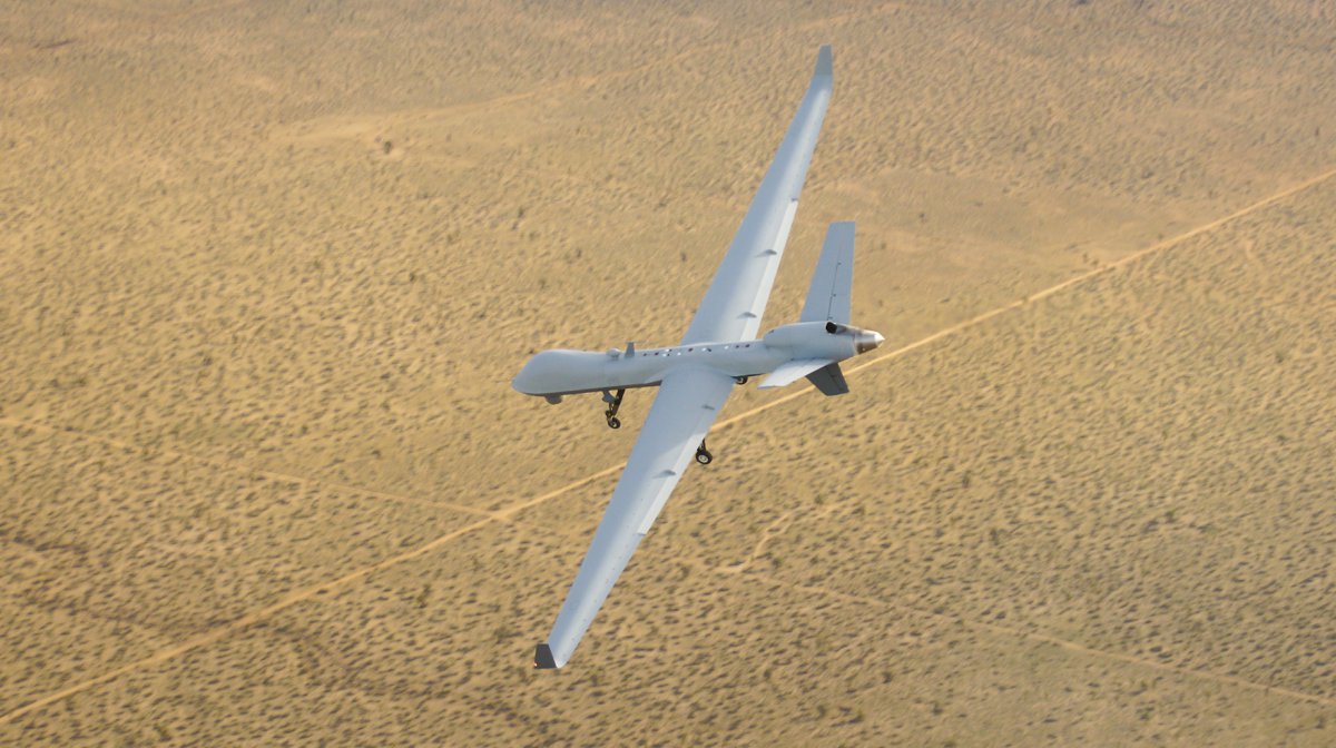 021816_PREDATOR-B_ER_LONG_WING_FIRST_FLIGHT_DSC01377