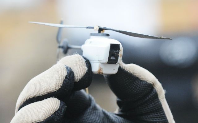 Black Hornet in hand