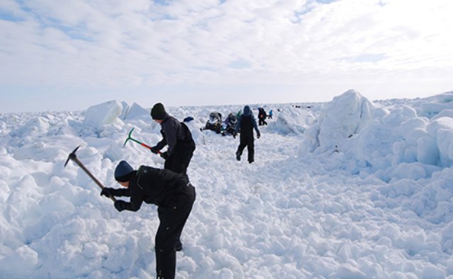 Building-a-trail_oliver