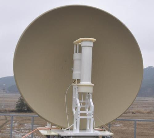 This undated picture, provided by the Agency for Defense Development (ADD), shows a high-powered electromagnetic pulse (EMP) generator developed by the ADD. (Yonhap)