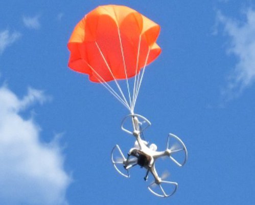 MS multicopter under orange chute 1