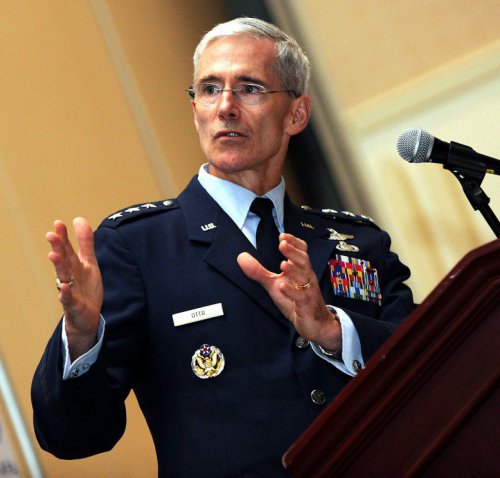 Otto-USAF-LTG-Robert-ISR-130917-F-KR627-012-1024x747