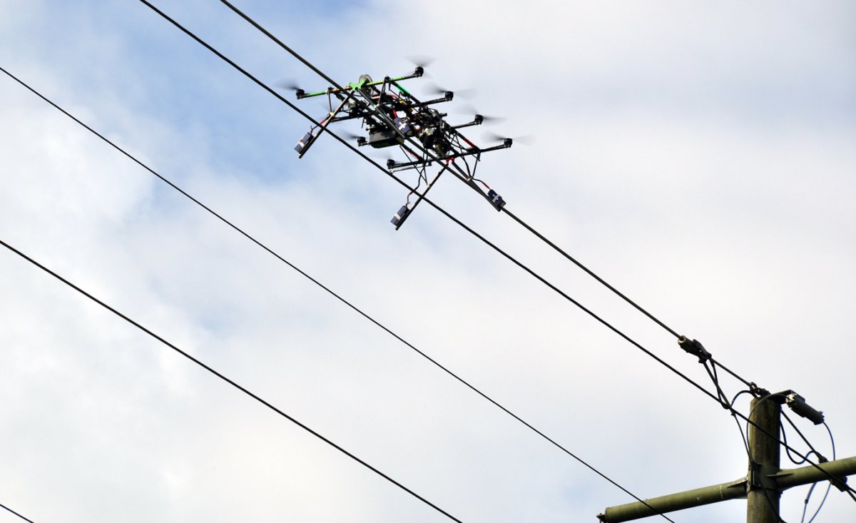 SKIVE_PowerlineRobot_2