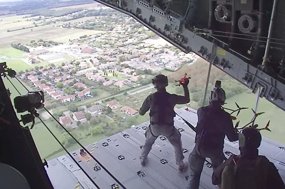 France Tests Manual Drone Drops from Airbus A400M in DGA Flight Trials