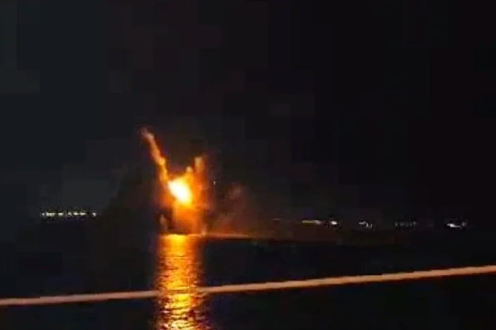 Sinking of Russian Warship ‘Sergei Kotov’ Shown from Both Sides