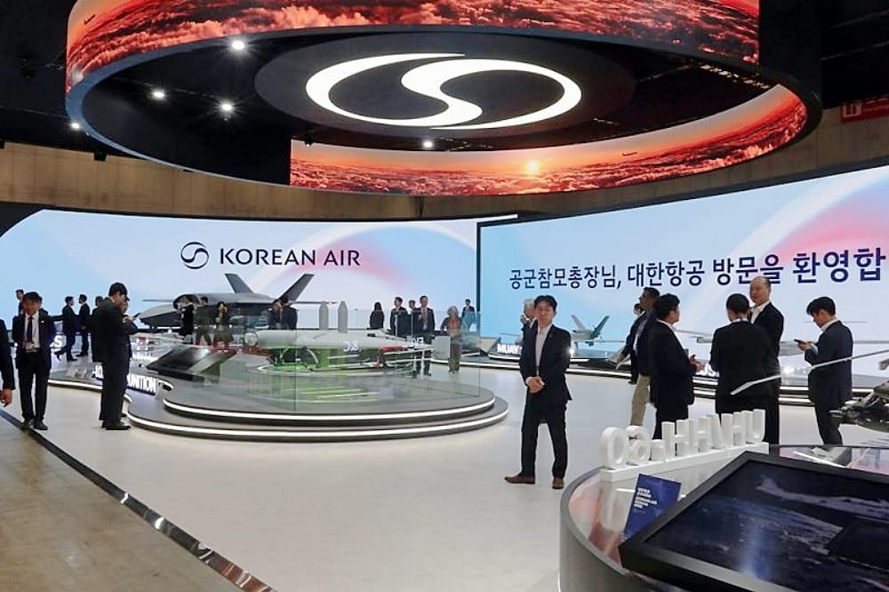 Korean Air Expands UAS Portfolio with LOWUS, KUS-FX, and Loitering Munition at ADEX 2025