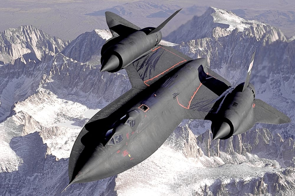 Lockheed SR-71 Blackbird - the American Mach 3 Monster that Fought Space