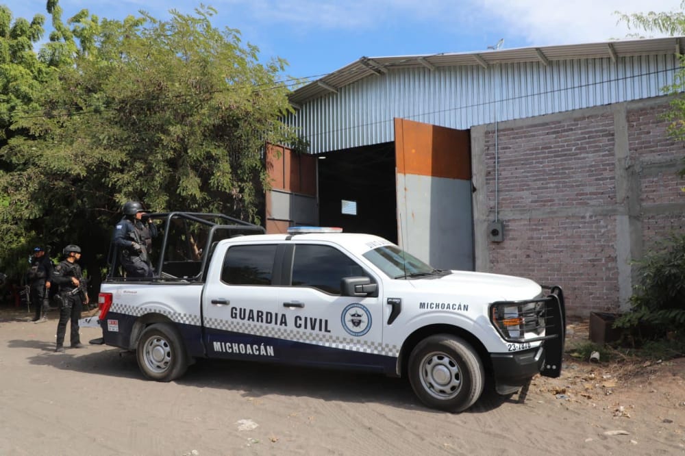 Mexican Soldiers Find Workshop Used to Make Drone Bombs