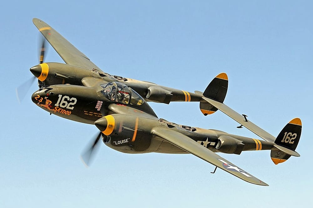 Lockheed P-38 Lightning - the Plane that Could Warp Metal