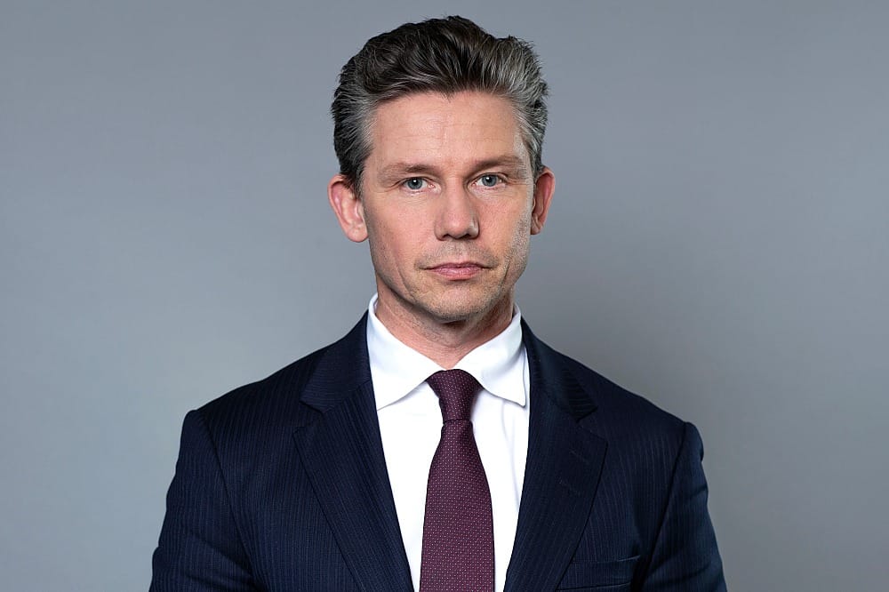 Sweden to Test New Drone Swarm Technology