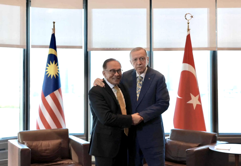Malaysia Ready to Buy Drones from Turkey