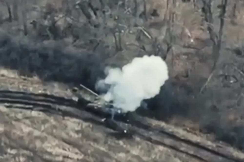 Ukrainian Troops Successfully Use Autonomous FPV Drone