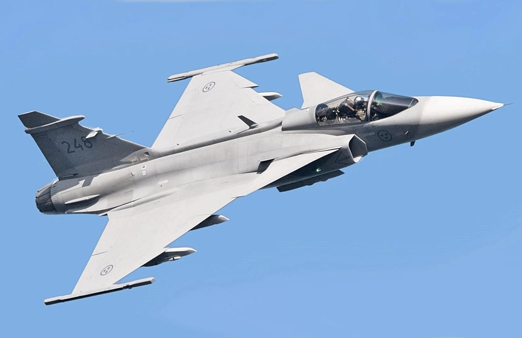 Saab JAS 39 Gripen - the $5,000 Jet That Destroyed China’s Air Force in 4 Days