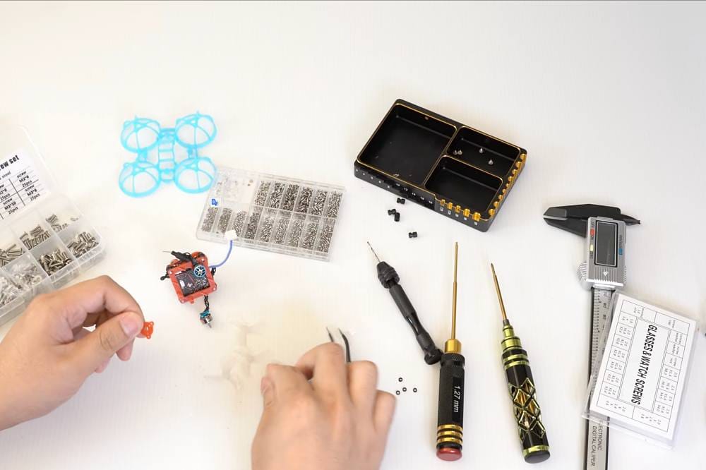 I Built the World's Smallest FPV Drone