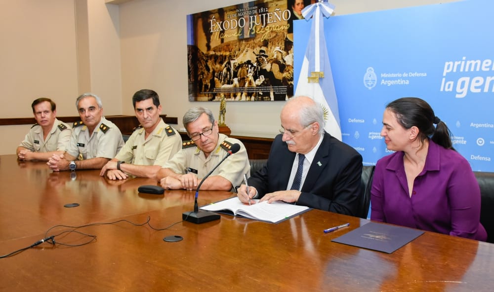 Argentina Buys Loitering Munitions from Israel