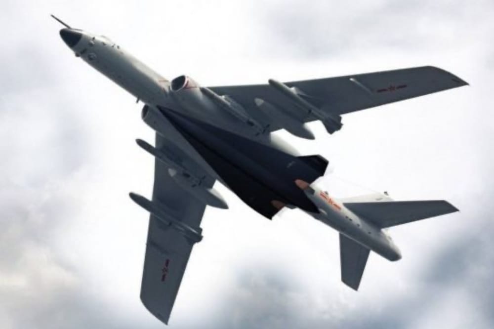 WZ-8 Supersonic UAV Spotted on the Soviet Tu-16 Bomber’s belly