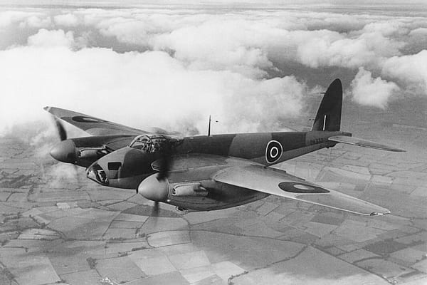 De Havilland Mosquito - Plywood Bomber that the Luftwaffe Couldn't Catch