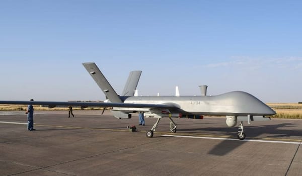 Pakistan to Purchase 10 More Chinese Caihong-4 Drones