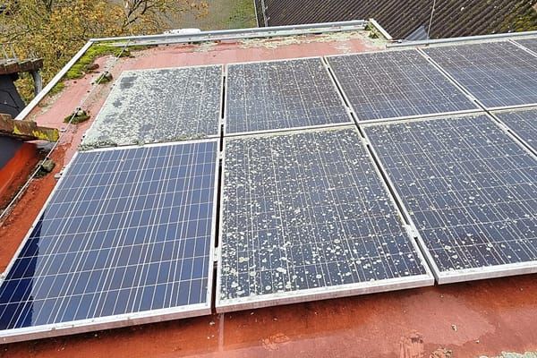 Innovative Cleaning Agents Support Drone Cleaning of Solar Panels