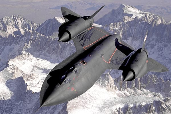 Lockheed SR-71 Blackbird - the American Mach 3 Monster that Fought Space