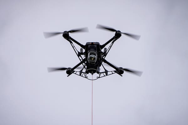 US Army Picks Hoverfly Tethered Spectre for Variable Height Antenna - Heavy (VHA-H) Program