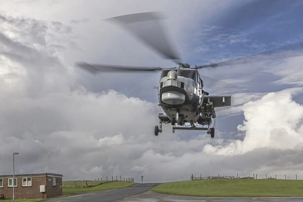UK Tests Helicopter-Launched Missiles to Intercept Drones